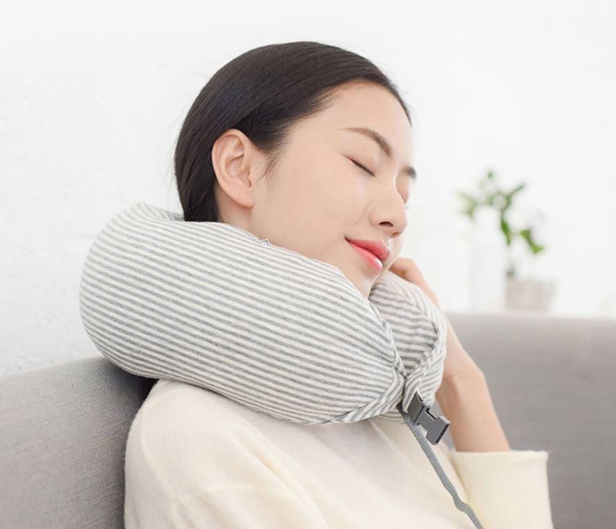 gối chữ u hạt xốp